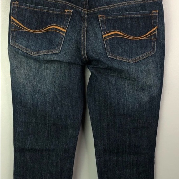 Capris - Picture 2 of 3